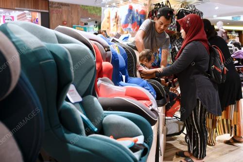 TINJAUAN KERUSI KESELAMATAN KANAK-KANAK
