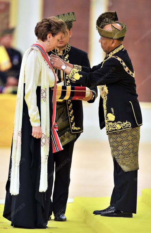 KL43_02062012_AGONG