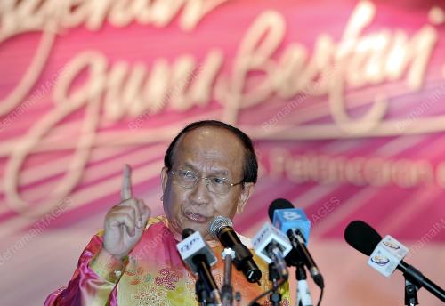 KL43_02112012_RAIS_YATIM