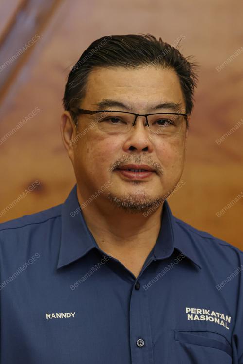 DATUK YAP KIM HENG