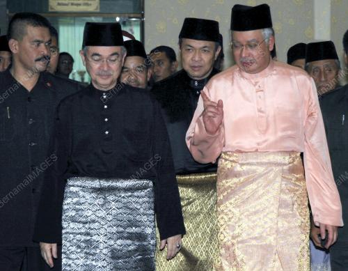 MOHD NAJIB TUN ABDUL RAZAK