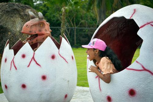 TAMAN TEMA DINOSOUR TERBESAR DI MALAYSIA