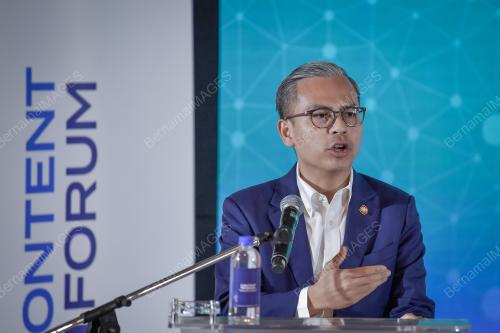 DATUK FAHMI FADZIL