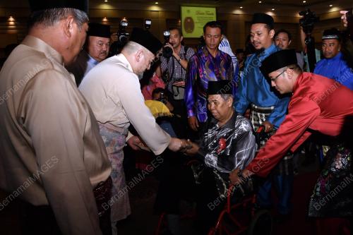KL43_03072018_AGONG_BN201806291762