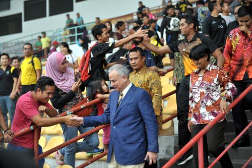 KL43_03102015_RAGBI