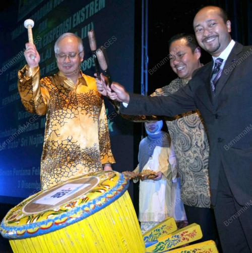 MOHD NAJIB TUN ABDUL RAZAK
