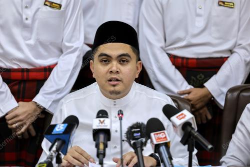 DR MUHAMAD AKMAL SALEH