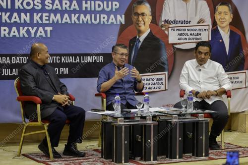 DATUK SERI SALAHUDDIN AYUB