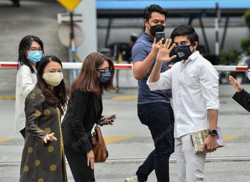 SYED SADDIQ SYED ABDUL RAHMAN DAN HANNAH YEOH