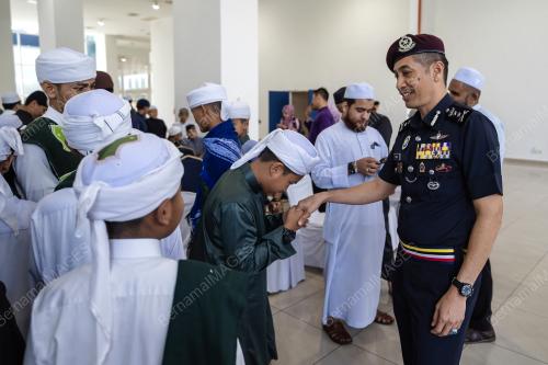 DATUK MOHD AZANI OMAR