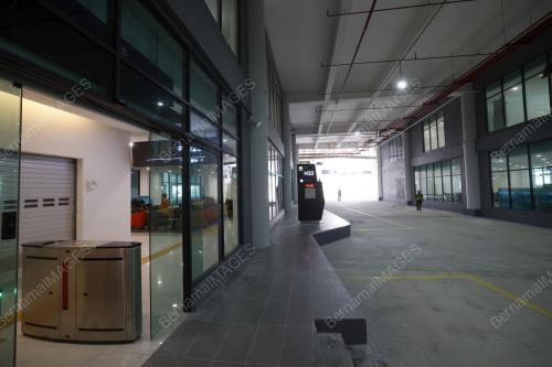 TERMINAL BERSEPADU GOMBAK