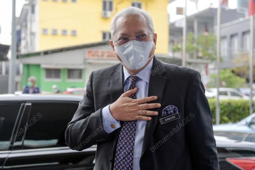 TAN SRI ANNUAR MUSA
