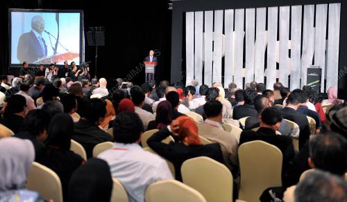 KL43_07112012_PM_LANCAR