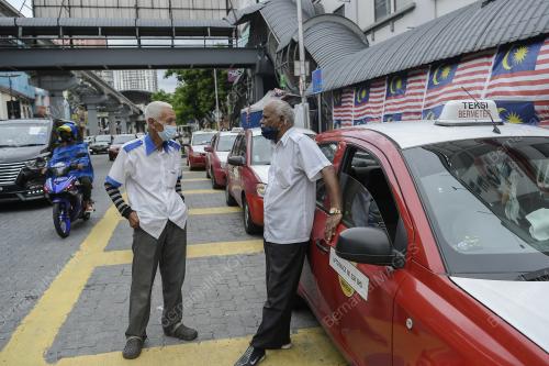 TINJAUAN SEKITAR IBU KOTA