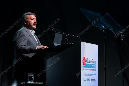 DATUK SERI AMIR HAMZAH AZIZAN