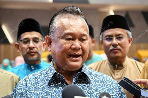 DATUK SERI ALEXANDER NANTA LINGGI