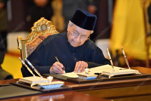 KL43_10052018_AGONG