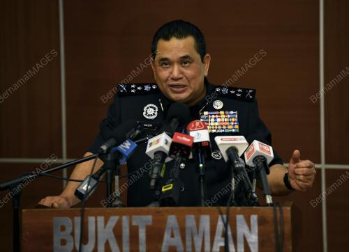 DATUK HUZIR MOHAMEDDATUK HUZIR MOHAMEDDATUK HUZIR MOHAMED