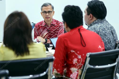 FAHMI FADZIL