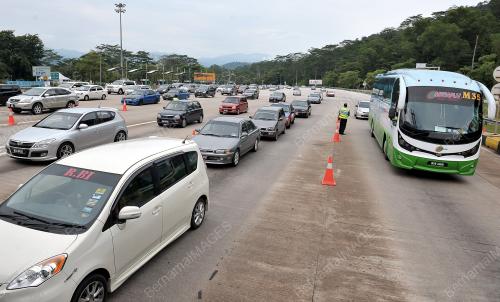 KL43_11082013_TOL_GOMBAK