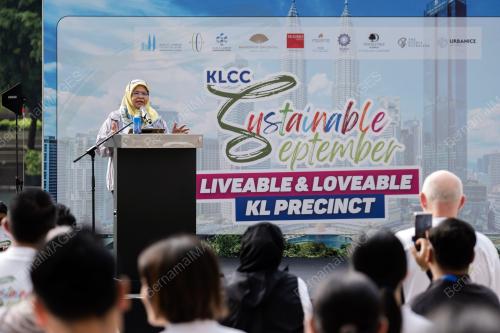 DATUK SERI DR MAIMUNAH MOHD SHARIF