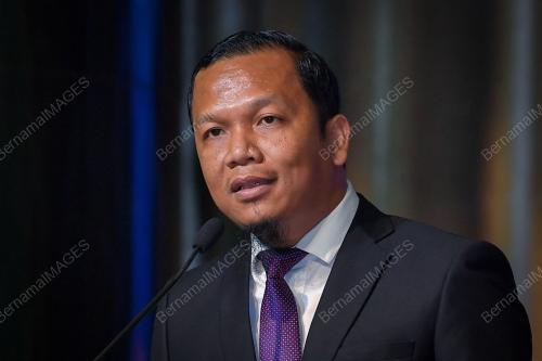 AHMAD FAKRUL ANUAR ISMAIL
