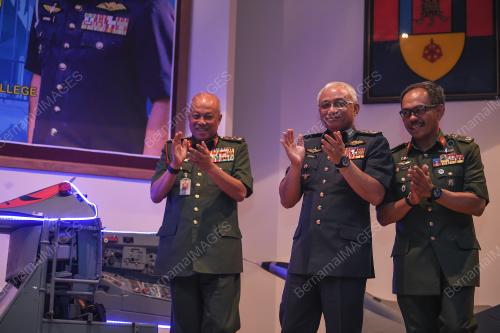 KL43_12042018_ATM