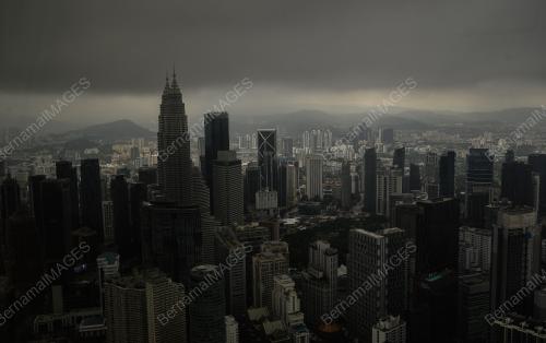 TINJAUAN CUACA MENDUNG