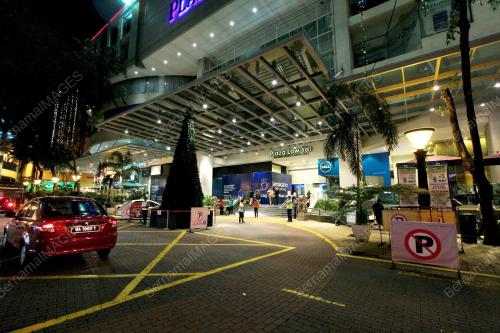 KL43_12112015_LOWYAT