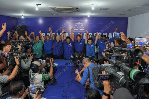 KL43_14022019_BN_BN201902130496