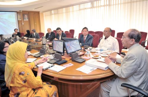 DATUK SERI DR RAIS YATIM
