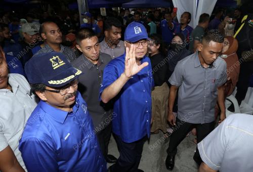 DATUK SERI ISMAIL SABRI YAAKOB