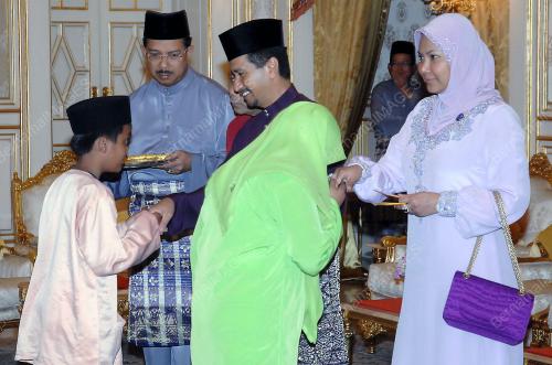 TUANKU MIZAN ZAINAL ABIDIN