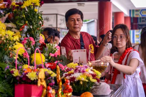 TINJAUAN SAMBUTAN TAHUN BARU CINA