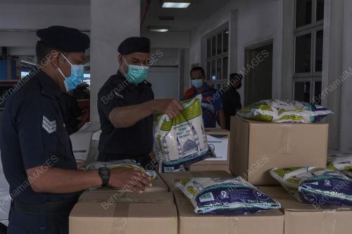 SUMBANGAN KEPADA GOLONGAN YANG TERJEJAS AKIBAT PANDEMIK COVID-19