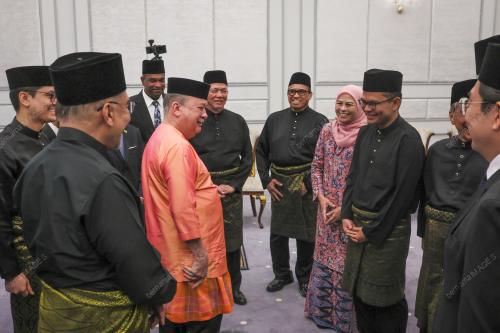 KL43_17122025_ANGKAT_SUMPAH