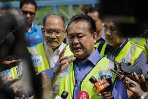 DATUK SERI ALEXANDER NANTA LINGGI