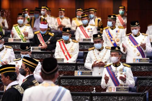ISTIADAT PEMBUKAAN MESYUARAT PENGGAL KETIGA PARLIMEN KE-14