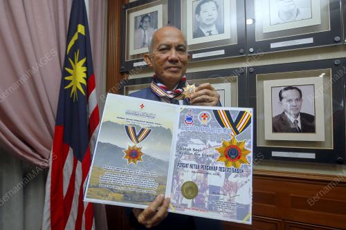 KL43_18092019_PENGAKAP