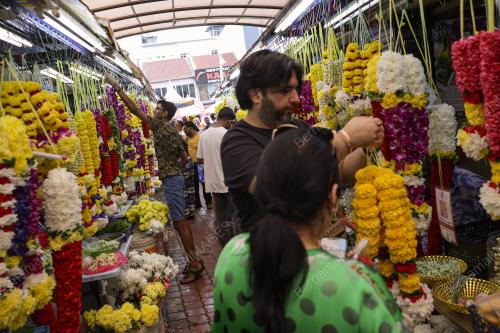 TINJAUAN SEMPENA SAMBUTAN DEEPAVALI