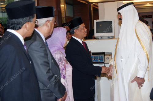 SHEIKH HAMAD KHALIFA AL-THANI