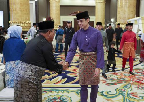 AL-SULTAN ABDULLAH RI'AYATUDDIN AL-MUSTAFA BILLAH SHAH