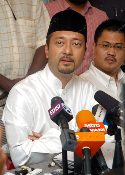 MUKHRIZ MAHATHIR