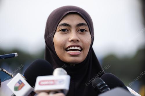 IZZATUL MUSFIRAH AHMAD KAMAL AZIRA