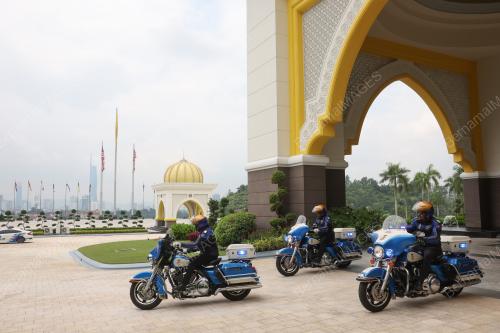 SANTAPAN MAKAN TENGAH HARI AGONG ASEAN