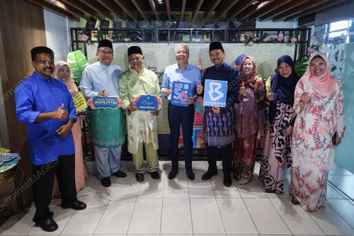 DATUK SERI ISMAIL SABRI YAAKOB