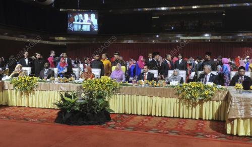 KL43_22092016_PERMAISURI_MUSLIM