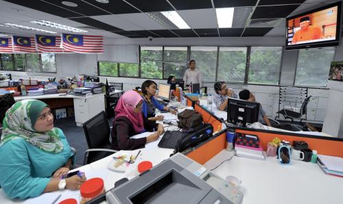 KL43_25102013_BAJET