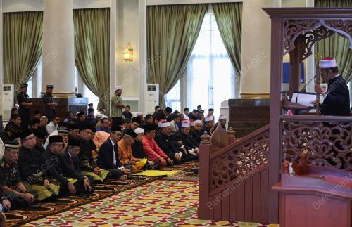AL-SULTAN ABDULLAH RI'AYATUDDIN AL-MUSTAFA BILLAH SHAH
