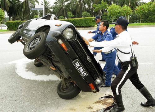 KERETA DAIHATSU TERBABAS